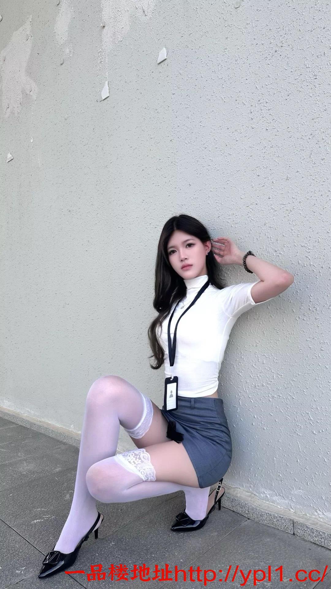 极品性感小妹