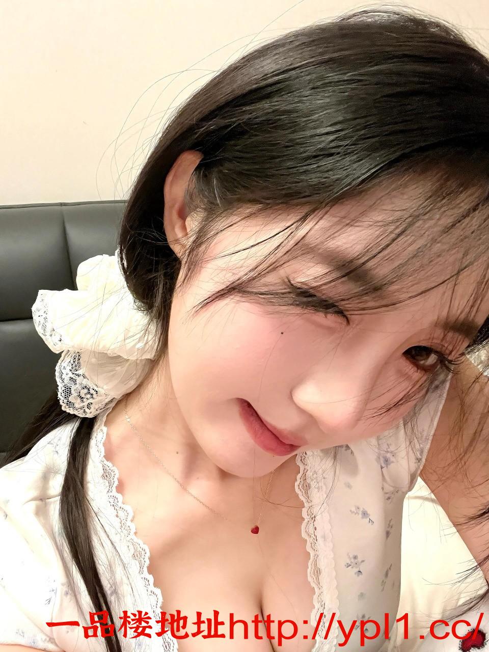 宝安颜值嫩妹
