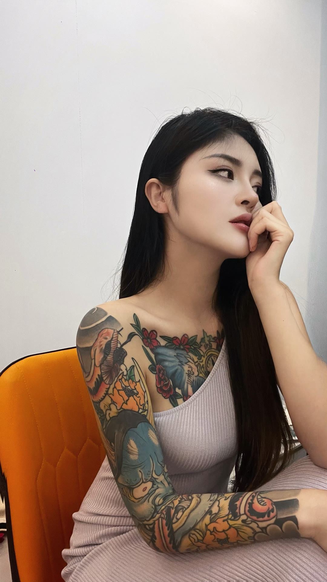 大奶性感纹身风骚多水