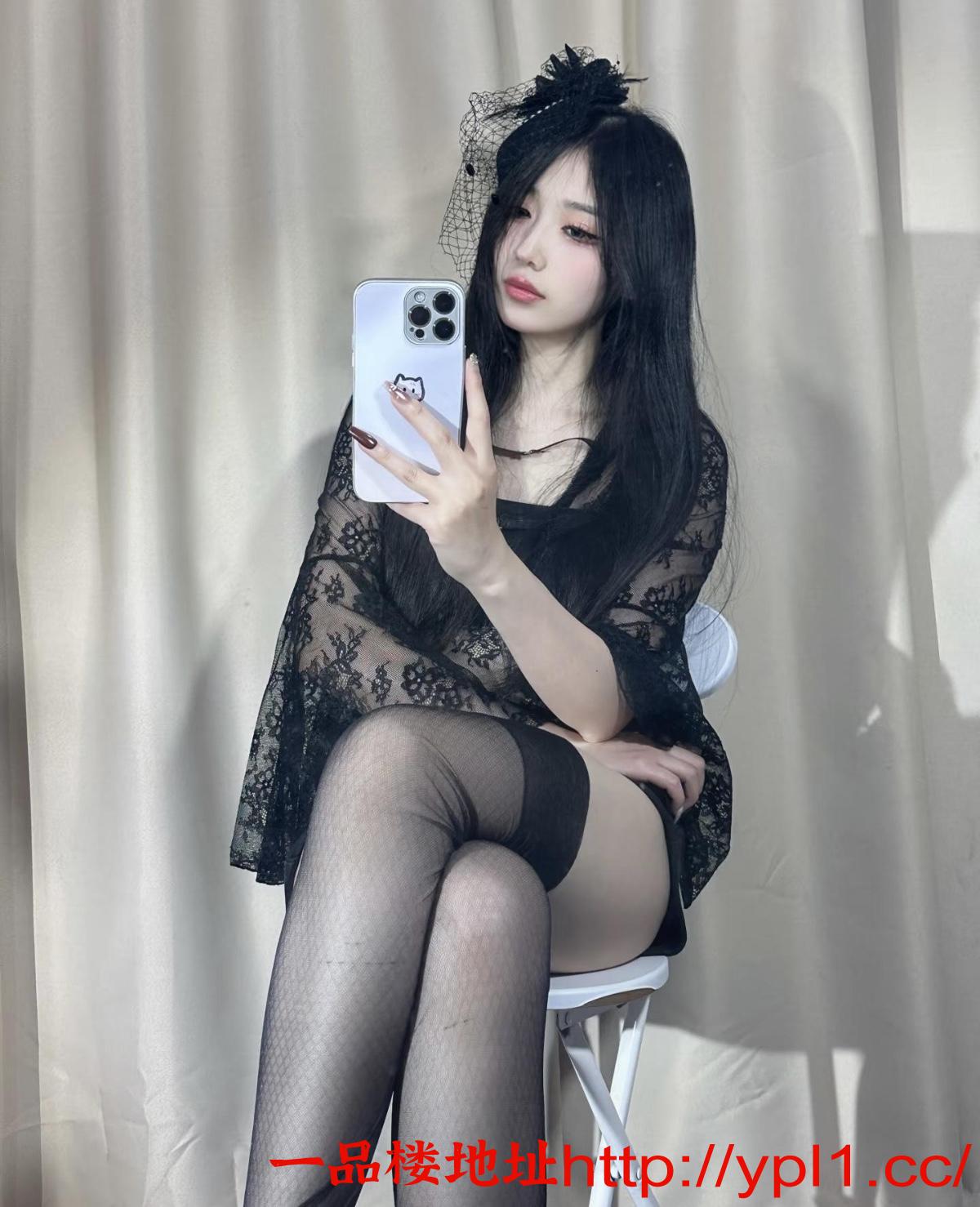 体验瑜伽老师身材S蜜桃臀